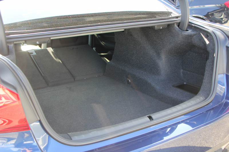 BMW 5シリーズ 530i Mｽﾎﾟｰﾂ 252馬力 1ｵﾅ ｻﾝﾙｰﾌ 全席ﾋｰﾀｰ黒革 ﾌﾞﾗｯｸ19AW Mspﾌﾞﾚｰｷ 追従ACC ｽﾃｱﾘﾝｸﾞｻﾎﾟｰﾄ LEDﾍｯﾄﾞﾗｲﾄ ﾊｲﾋﾞｰﾑｱｼｽﾄ ﾀｯﾁ画面HDDﾅﾋﾞTV 360度ｶﾒﾗ Pｱｼｽﾄﾌﾟﾗｽ 電動ﾄﾗﾝｸ 専用ｴｱﾛ ﾊﾟﾄﾞﾙｼﾌﾄ 2年保証