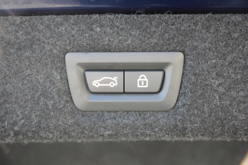 BMW 5シリーズ 530i Mｽﾎﾟｰﾂ 252馬力 1ｵﾅ ｻﾝﾙｰﾌ 全席ﾋｰﾀｰ黒革 ﾌﾞﾗｯｸ19AW Mspﾌﾞﾚｰｷ 追従ACC ｽﾃｱﾘﾝｸﾞｻﾎﾟｰﾄ LEDﾍｯﾄﾞﾗｲﾄ ﾊｲﾋﾞｰﾑｱｼｽﾄ ﾀｯﾁ画面HDDﾅﾋﾞTV 360度ｶﾒﾗ Pｱｼｽﾄﾌﾟﾗｽ 電動ﾄﾗﾝｸ 専用ｴｱﾛ ﾊﾟﾄﾞﾙｼﾌﾄ 2年保証