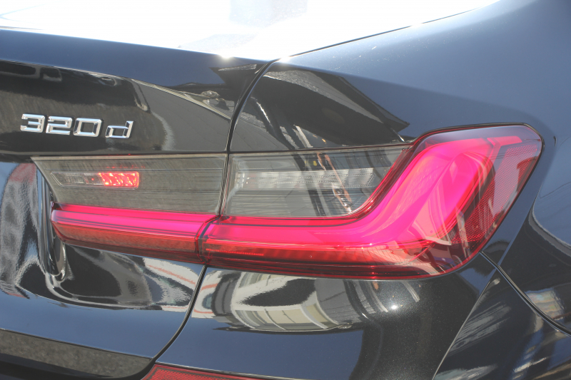 BMW 3シリーズ 320d Xdrive Mｽﾎﾟｰﾂ ﾊｲﾗｲﾝ ｲﾉﾍﾞｰｼｮﾝP ｺﾝﾌｫｰﾄP 4WD ｺﾆｬｯｸﾚｻﾞｰ ｼｰﾄﾋｰﾀｰ ﾚｰｻﾞｰﾗｲﾄ HUD ｼﾞｪｽﾁｬｰC ｵﾌﾟｼｮﾝ19AW 360度ｶﾒﾗ BMWﾗｲﾌﾞｺｯｸﾋﾟｯﾄﾞﾀｯﾁ画面HDDﾅﾋﾞApplecarplay ﾜｲﾔﾚｽ充電 ｵｰﾄﾊｲﾋﾞｰﾑ 追従ACC 電動ﾄﾗﾝｸ 2年保証