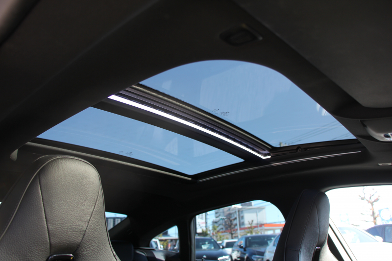 BMW 2シリーズ M235i Xdrive ｸﾞﾗﾝｸｰﾍﾟﾌﾟﾗｽP 306馬力 4WD ﾊﾟﾉﾗﾏｻﾝﾙｰﾌ ﾋｰﾀｰ黒革 Mｽﾎﾟｰﾂｼｰﾄ ｱﾀﾞﾌﾟﾃｨﾌﾞｻｽ Hi-fiｽﾋﾟｰｶｰ 追従ACC 後退ｱｼｽﾄ LEDﾍｯﾄﾞﾗｲﾄ 専用18AW Mspﾌﾞﾚｰｷ Applecarplay ﾀｯﾁ画面HDDﾅﾋﾞPｱｼｽﾄ 2年保証