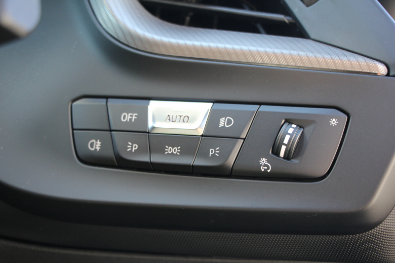 BMW 2シリーズ M235i Xdrive ｸﾞﾗﾝｸｰﾍﾟﾌﾟﾗｽP 306馬力 4WD ﾊﾟﾉﾗﾏｻﾝﾙｰﾌ ﾋｰﾀｰ黒革 Mｽﾎﾟｰﾂｼｰﾄ ｱﾀﾞﾌﾟﾃｨﾌﾞｻｽ Hi-fiｽﾋﾟｰｶｰ 追従ACC 後退ｱｼｽﾄ LEDﾍｯﾄﾞﾗｲﾄ 専用18AW Mspﾌﾞﾚｰｷ Applecarplay ﾀｯﾁ画面HDDﾅﾋﾞPｱｼｽﾄ 2年保証