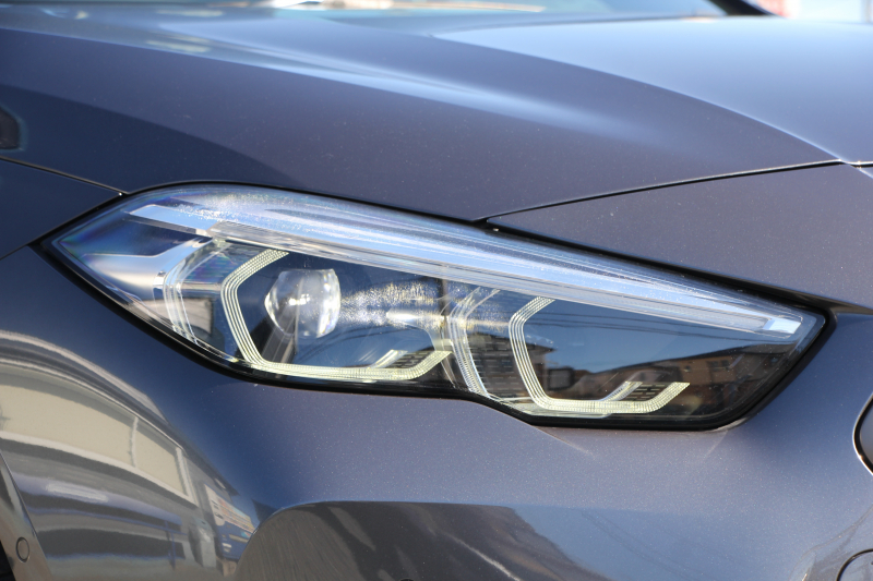 BMW 2シリーズ M235i Xdrive ｸﾞﾗﾝｸｰﾍﾟﾌﾟﾗｽP 306馬力 4WD ﾊﾟﾉﾗﾏｻﾝﾙｰﾌ ﾋｰﾀｰ黒革 Mｽﾎﾟｰﾂｼｰﾄ ｱﾀﾞﾌﾟﾃｨﾌﾞｻｽ Hi-fiｽﾋﾟｰｶｰ 追従ACC 後退ｱｼｽﾄ LEDﾍｯﾄﾞﾗｲﾄ 専用18AW Mspﾌﾞﾚｰｷ Applecarplay ﾀｯﾁ画面HDDﾅﾋﾞPｱｼｽﾄ 2年保証