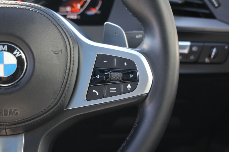 BMW 2シリーズ M235i Xdrive ｸﾞﾗﾝｸｰﾍﾟﾌﾟﾗｽP 306馬力 4WD ﾊﾟﾉﾗﾏｻﾝﾙｰﾌ ﾋｰﾀｰ黒革 Mｽﾎﾟｰﾂｼｰﾄ ｱﾀﾞﾌﾟﾃｨﾌﾞｻｽ Hi-fiｽﾋﾟｰｶｰ 追従ACC 後退ｱｼｽﾄ LEDﾍｯﾄﾞﾗｲﾄ 専用18AW Mspﾌﾞﾚｰｷ Applecarplay ﾀｯﾁ画面HDDﾅﾋﾞPｱｼｽﾄ 2年保証