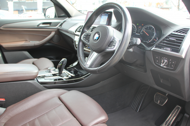 BMW X3 M40d ｾﾚｸﾄ&ｲﾉﾍﾞｰｼｮﾝP 1ｵ-ﾅ individualｶﾗｰ&21AW 1ｵｰﾅ ﾊﾟﾉﾗﾏｻﾝR ﾍﾞﾝﾁﾚｰｼｮﾝ 全席ﾋｰﾀｰ茶革 直6ﾀｰﾎﾞ326馬力 ﾊｰﾏﾝｶｰﾄﾞﾝ ｼﾞｪｽﾁｬｰC ﾃﾞｨｽﾌﾟﾚｲｷｰ 追従ACC HUD 液晶ﾒｰﾀｰ 360度ｶﾒﾗ LEDﾍｯﾄﾞﾗｲﾄ 2年保証
