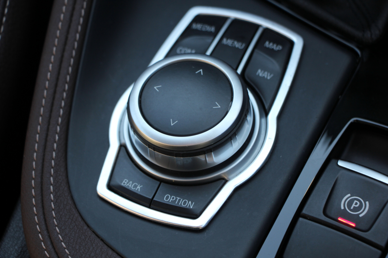 BMW X1 Xdrive18d Xﾗｲﾝ ﾊｲﾗｲﾝ&ｺﾝﾌｫｰﾄP LCI後期 ﾌｪｲｽﾘﾌﾄ後 ﾋｰﾀｰ茶革 追従ACC 電動ｼｰﾄ LEDﾍｯﾄﾞﾗｲﾄ&ﾃｰﾙ 電動ﾄﾗﾝｸ ﾀｯﾁ画面HDDﾅﾋﾞPｱｼｽﾄ 衝突軽減ﾌﾞﾚｰｷ 車線逸脱警告 歩行者警告 18AW ｳｯﾄﾞﾊﾟﾈﾙ 2年保証