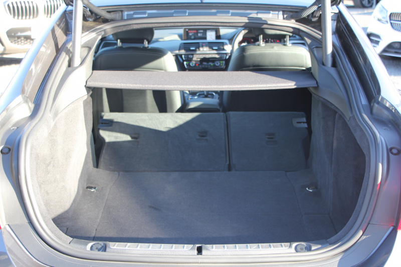 BMW 4シリーズ 420i ｸﾞﾗﾝｸｰﾍﾟMｽﾎﾟｰﾂ 後期 ﾋｰﾀｰ黒革 追従ACC ﾚｰﾝﾁｪﾝｼﾞ警告 LEDﾍｯﾄﾞﾗｲﾄ&ﾃｰﾙ ﾀｯﾁ画面HDDﾅﾋﾞﾌﾙｾｸﾞTV 液晶ﾒｰﾀｰ 衝突軽減ﾌﾞﾚｰｷ 車線逸脱警告 歩行者警告 Bｶﾒﾗ ﾊﾟﾄﾞﾙｼﾌﾄ ｽﾏｰﾄｷｰ 電動ﾄﾗﾝｸ 2年保証