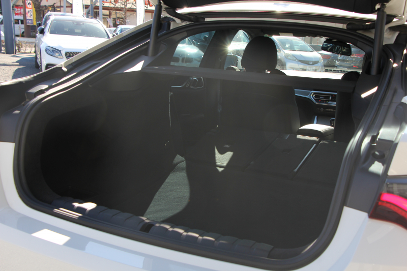 BMW 4シリーズ 420d Xdrive ｸﾞﾗﾝｸｰﾍﾟMｽﾎﾟｰﾂ ﾊｲﾗｲﾝ 4WD ﾋｰﾀｰ黒革 50Thｴﾝﾌﾞﾚﾑ 追従ACC ｽﾃｱﾘﾝｸﾞｻﾎﾟｰﾄ ﾀｯﾁ画面HDDﾅﾋﾞｱｯﾌﾟﾙｶｰﾌﾟﾚｲ Pｱｼｽﾄ LEDﾍｯﾄﾞﾗｲﾄ ｵｰﾄﾊｲﾋﾞｰﾑ Mﾘｱｽﾎﾟｲﾗｰ 専用ｴｱﾛ 18AW ﾜｲﾔﾚｽ充電 2年保証