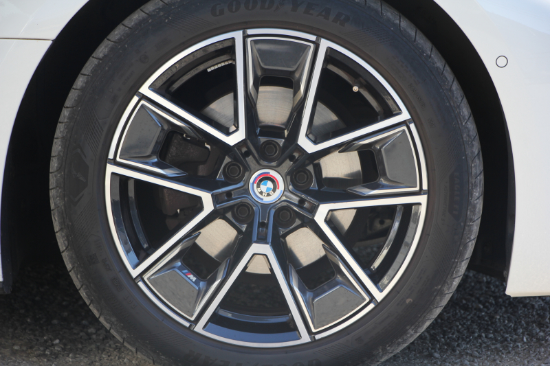 BMW 4シリーズ 420d Xdrive ｸﾞﾗﾝｸｰﾍﾟMｽﾎﾟｰﾂ ﾊｲﾗｲﾝ 4WD ﾋｰﾀｰ黒革 50Thｴﾝﾌﾞﾚﾑ 追従ACC ｽﾃｱﾘﾝｸﾞｻﾎﾟｰﾄ ﾀｯﾁ画面HDDﾅﾋﾞｱｯﾌﾟﾙｶｰﾌﾟﾚｲ Pｱｼｽﾄ LEDﾍｯﾄﾞﾗｲﾄ ｵｰﾄﾊｲﾋﾞｰﾑ Mﾘｱｽﾎﾟｲﾗｰ 専用ｴｱﾛ 18AW ﾜｲﾔﾚｽ充電 2年保証