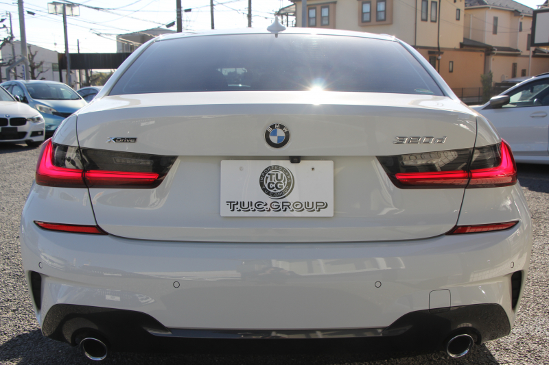 BMW 3シリーズ 320d Xdrive Mｽﾎﾟｰﾂ ｲﾉﾍﾞｰｼｮﾝP ﾃﾞﾋﾞｭｰP ｺﾝﾌｫｰﾄP 4WD ﾋｰﾀｰ黒革  BMWﾚｰｻﾞｰﾗｲﾄ HUD ｼﾞｪｽﾁｬｰC 追従ACC ｽﾃｱﾘﾝｸﾞｻﾎﾟｰﾄ ｱｯﾌﾟﾙｶｰﾌﾟﾚｲ ﾀｯﾁ画面HDDﾅﾋﾞBMWﾗｲﾌﾞｺｯｸﾋﾟｯﾄﾞ電動ﾄﾗﾝｸ Hi-fiｽﾋﾟｰｶｰ 2年保証