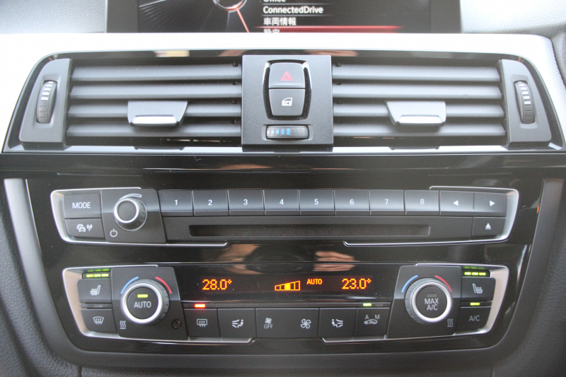 BMW 4シリーズ 435i ｶﾌﾞﾘｵﾚ Mｽﾎﾟｰﾂ 電動ｵｰﾌﾟﾝ 直6ﾀｰﾎﾞ306馬力 N55B30Aｴﾝｼﾞﾝ ﾋｰﾀｰ黒革 追従ACC LEDﾍｯﾄﾞﾗｲﾄ HUD 19AW HDDﾅﾋﾞﾌﾙｾｸﾞTV 衝突軽減ﾌﾞﾚｰｷ 車線逸脱警告 歩行者警告 ﾊﾟﾄﾞﾙｼﾌﾄ 8速AT 2年保証