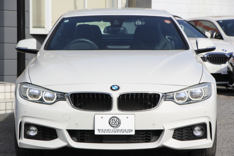 BMW 4シリーズ 435i ｶﾌﾞﾘｵﾚ Mｽﾎﾟｰﾂ 電動ｵｰﾌﾟﾝ 直6ﾀｰﾎﾞ306馬力 N55B30Aｴﾝｼﾞﾝ ﾋｰﾀｰ黒革 追従ACC LEDﾍｯﾄﾞﾗｲﾄ HUD 19AW HDDﾅﾋﾞﾌﾙｾｸﾞTV 衝突軽減ﾌﾞﾚｰｷ 車線逸脱警告 歩行者警告 ﾊﾟﾄﾞﾙｼﾌﾄ 8速AT 2年保証