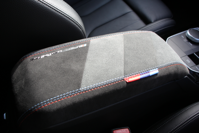 BMW 2シリーズ M235i Xdrive ｸﾞﾗﾝｸｰﾍﾟﾃﾞﾋﾞｭｰP 306馬力 4WD ﾋｰﾀｰ黒革 Mｽﾎﾟｰﾂｼｰﾄ Mｼｰﾄﾍﾞﾙﾄ ｱﾀﾞﾌﾟﾃｨﾌﾞｻｽ 追従ACC 3Ddesignﾌﾛﾝﾄｽﾎﾟｲﾗｰ MPerformance18AW&ｽﾃｱﾘﾝｸﾞｱｯﾌﾟﾙｶｰﾌﾟﾚｲ LEDﾍｯﾄﾞﾗｲﾄ ｵｰﾄﾊｲﾋﾞｰﾑ 2年保証