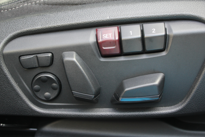 BMW 2シリーズ M235i Xdrive ｸﾞﾗﾝｸｰﾍﾟﾃﾞﾋﾞｭｰP 306馬力 4WD ﾋｰﾀｰ黒革 Mｽﾎﾟｰﾂｼｰﾄ Mｼｰﾄﾍﾞﾙﾄ ｱﾀﾞﾌﾟﾃｨﾌﾞｻｽ 追従ACC 3Ddesignﾌﾛﾝﾄｽﾎﾟｲﾗｰ MPerformance18AW&ｽﾃｱﾘﾝｸﾞｱｯﾌﾟﾙｶｰﾌﾟﾚｲ LEDﾍｯﾄﾞﾗｲﾄ ｵｰﾄﾊｲﾋﾞｰﾑ 2年保証