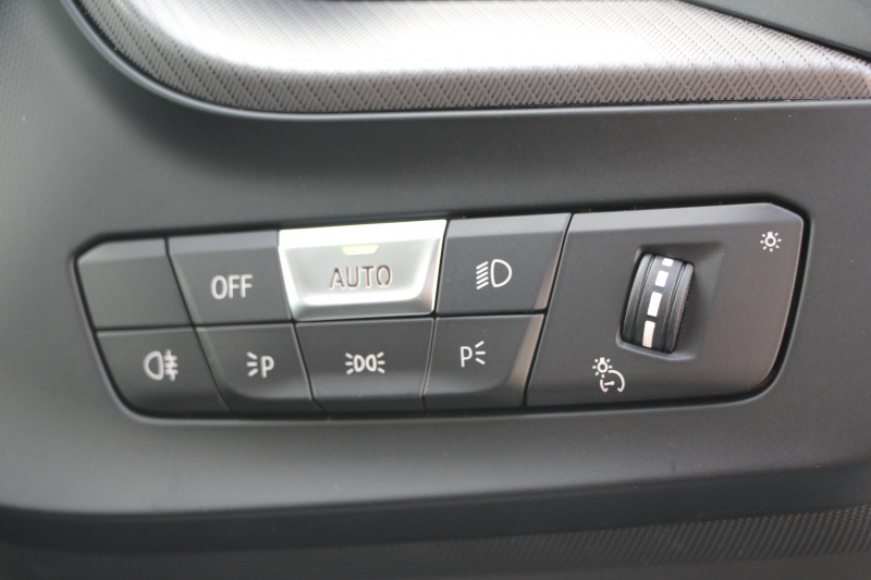 BMW 2シリーズ M235i Xdrive ｸﾞﾗﾝｸｰﾍﾟﾃﾞﾋﾞｭｰP 306馬力 4WD ﾋｰﾀｰ黒革 Mｽﾎﾟｰﾂｼｰﾄ Mｼｰﾄﾍﾞﾙﾄ ｱﾀﾞﾌﾟﾃｨﾌﾞｻｽ 追従ACC 3Ddesignﾌﾛﾝﾄｽﾎﾟｲﾗｰ MPerformance18AW&ｽﾃｱﾘﾝｸﾞｱｯﾌﾟﾙｶｰﾌﾟﾚｲ LEDﾍｯﾄﾞﾗｲﾄ ｵｰﾄﾊｲﾋﾞｰﾑ 2年保証