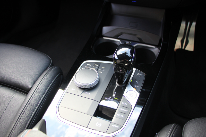 BMW 2シリーズ M235i Xdrive ｸﾞﾗﾝｸｰﾍﾟﾃﾞﾋﾞｭｰP 306馬力 4WD ﾋｰﾀｰ黒革 Mｽﾎﾟｰﾂｼｰﾄ Mｼｰﾄﾍﾞﾙﾄ ｱﾀﾞﾌﾟﾃｨﾌﾞｻｽ 追従ACC 3Ddesignﾌﾛﾝﾄｽﾎﾟｲﾗｰ MPerformance18AW&ｽﾃｱﾘﾝｸﾞｱｯﾌﾟﾙｶｰﾌﾟﾚｲ LEDﾍｯﾄﾞﾗｲﾄ ｵｰﾄﾊｲﾋﾞｰﾑ 2年保証