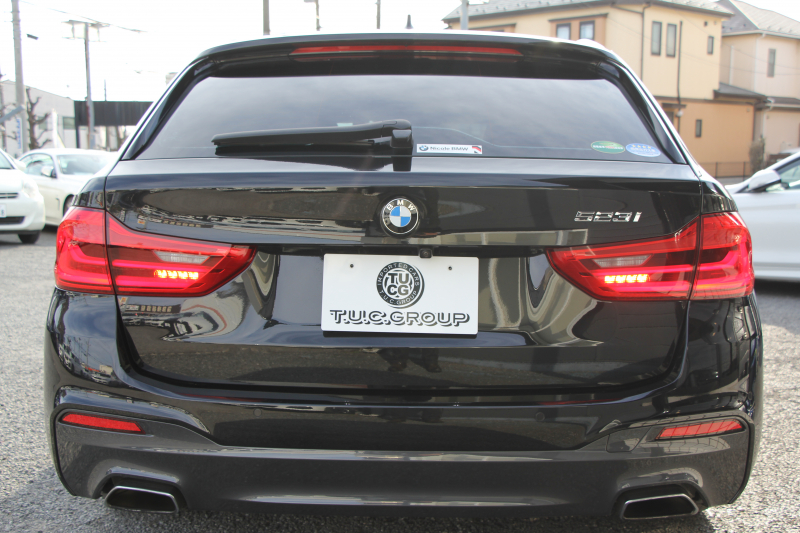 BMW 5シリーズ 523i ﾂｰﾘﾝｸﾞﾌﾞﾗｯｸｱｳﾄ 特別仕様車 HUD ﾊｰﾏﾝｶｰﾄﾞﾝ 追従ACC ｽﾃｱﾘﾝｸﾞｻﾎﾟｰﾄ LEDﾍｯﾄﾞﾗｲﾄ ｵｰﾄﾊｲﾋﾞｰﾑ ﾀｯﾁ画面HDDﾅﾋﾞTV 360度ﾊﾟﾉﾗﾏｶﾒﾗ Pｱｼｽﾄﾌﾟﾗｽ 電動ﾄﾗﾝｸ ﾌﾞﾗｯｸ19AW 液晶ﾒｰﾀｰ ｽﾏｰﾄｷｰ 2年保証
