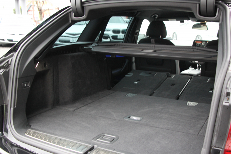 BMW 5シリーズ 523i ﾂｰﾘﾝｸﾞﾌﾞﾗｯｸｱｳﾄ 特別仕様車 HUD ﾊｰﾏﾝｶｰﾄﾞﾝ 追従ACC ｽﾃｱﾘﾝｸﾞｻﾎﾟｰﾄ LEDﾍｯﾄﾞﾗｲﾄ ｵｰﾄﾊｲﾋﾞｰﾑ ﾀｯﾁ画面HDDﾅﾋﾞTV 360度ﾊﾟﾉﾗﾏｶﾒﾗ Pｱｼｽﾄﾌﾟﾗｽ 電動ﾄﾗﾝｸ ﾌﾞﾗｯｸ19AW 液晶ﾒｰﾀｰ ｽﾏｰﾄｷｰ 2年保証