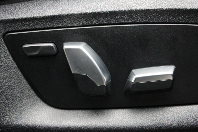 BMW 5シリーズ 523i ﾂｰﾘﾝｸﾞﾌﾞﾗｯｸｱｳﾄ 特別仕様車 HUD ﾊｰﾏﾝｶｰﾄﾞﾝ 追従ACC ｽﾃｱﾘﾝｸﾞｻﾎﾟｰﾄ LEDﾍｯﾄﾞﾗｲﾄ ｵｰﾄﾊｲﾋﾞｰﾑ ﾀｯﾁ画面HDDﾅﾋﾞTV 360度ﾊﾟﾉﾗﾏｶﾒﾗ Pｱｼｽﾄﾌﾟﾗｽ 電動ﾄﾗﾝｸ ﾌﾞﾗｯｸ19AW 液晶ﾒｰﾀｰ ｽﾏｰﾄｷｰ 2年保証