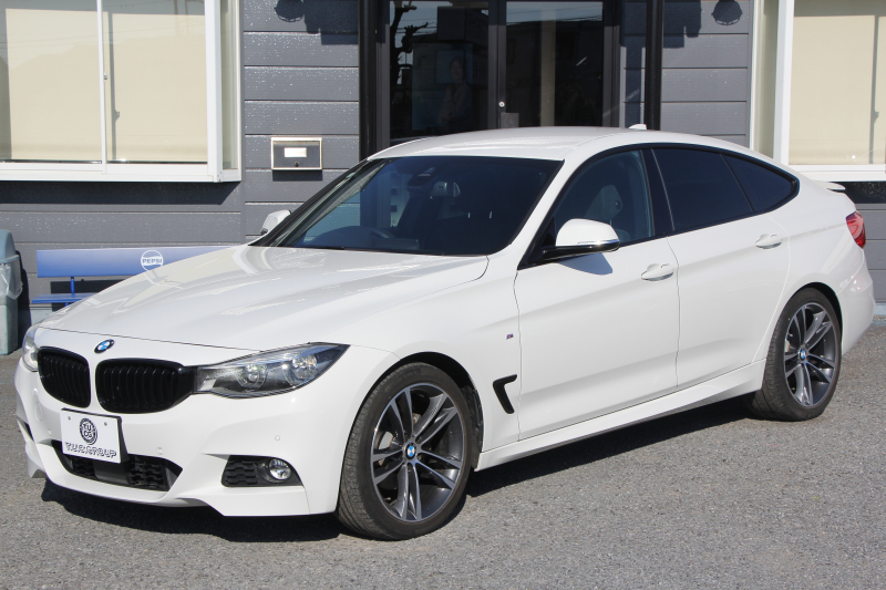 BMW 3シリーズ 320i ｸﾞﾗﾝﾂｰﾘｽﾓ Mｽﾎﾟｰﾂ 後期 新ｴﾝｼﾞﾝ LEDﾍｯﾄﾞﾗｲﾄ&ﾃｰﾙ 追従ACC ﾚｰﾝﾁｪﾝｼﾞ警告 衝突軽減ﾌﾞﾚｰｷ 車線逸脱警告 歩行者警告 iﾄﾞﾗｲﾌﾞHDDﾅﾋﾞ電動ﾄﾗﾝｸ ｽﾏｰﾄｷｰ 専用ｴｱﾛ 19AW ﾊﾟﾄﾞﾙｼﾌﾄ 2年保証