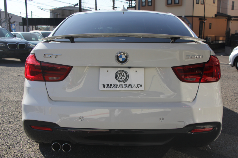 BMW 3シリーズ 320i ｸﾞﾗﾝﾂｰﾘｽﾓ Mｽﾎﾟｰﾂ 後期 新ｴﾝｼﾞﾝ LEDﾍｯﾄﾞﾗｲﾄ&ﾃｰﾙ 追従ACC ﾚｰﾝﾁｪﾝｼﾞ警告 衝突軽減ﾌﾞﾚｰｷ 車線逸脱警告 歩行者警告 iﾄﾞﾗｲﾌﾞHDDﾅﾋﾞ電動ﾄﾗﾝｸ ｽﾏｰﾄｷｰ 専用ｴｱﾛ 19AW ﾊﾟﾄﾞﾙｼﾌﾄ 2年保証