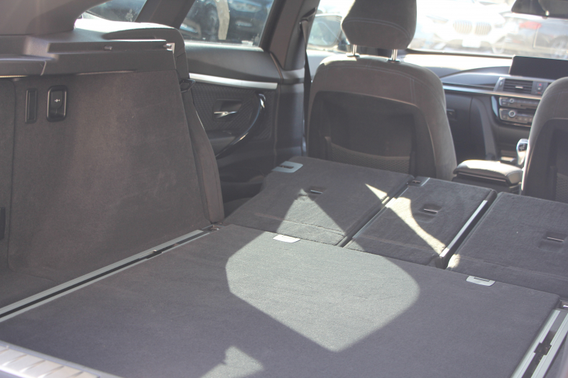 BMW 3シリーズ 320i ｸﾞﾗﾝﾂｰﾘｽﾓ Mｽﾎﾟｰﾂ 後期 新ｴﾝｼﾞﾝ LEDﾍｯﾄﾞﾗｲﾄ&ﾃｰﾙ 追従ACC ﾚｰﾝﾁｪﾝｼﾞ警告 衝突軽減ﾌﾞﾚｰｷ 車線逸脱警告 歩行者警告 iﾄﾞﾗｲﾌﾞHDDﾅﾋﾞ電動ﾄﾗﾝｸ ｽﾏｰﾄｷｰ 専用ｴｱﾛ 19AW ﾊﾟﾄﾞﾙｼﾌﾄ 2年保証