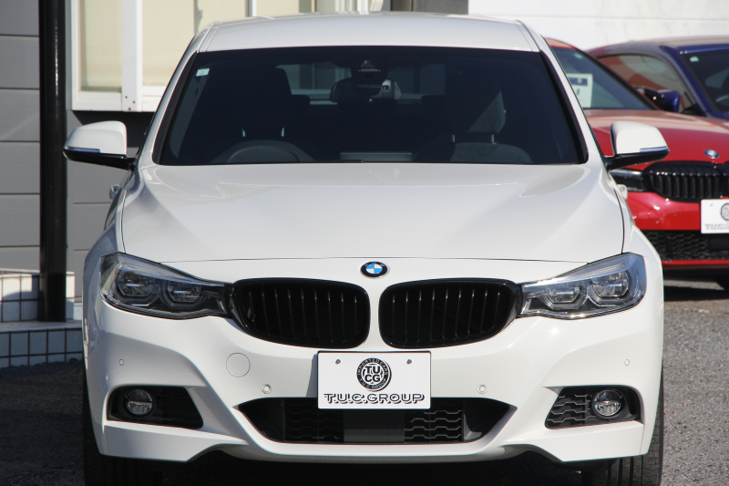 BMW 3シリーズ 320i ｸﾞﾗﾝﾂｰﾘｽﾓ Mｽﾎﾟｰﾂ 後期 新ｴﾝｼﾞﾝ LEDﾍｯﾄﾞﾗｲﾄ&ﾃｰﾙ 追従ACC ﾚｰﾝﾁｪﾝｼﾞ警告 衝突軽減ﾌﾞﾚｰｷ 車線逸脱警告 歩行者警告 iﾄﾞﾗｲﾌﾞHDDﾅﾋﾞ電動ﾄﾗﾝｸ ｽﾏｰﾄｷｰ 専用ｴｱﾛ 19AW ﾊﾟﾄﾞﾙｼﾌﾄ 2年保証