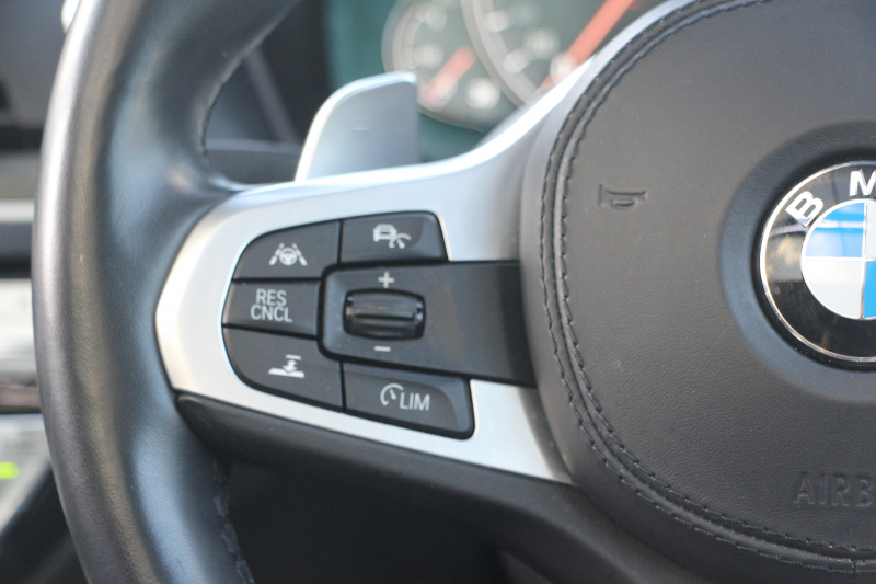 BMW X4 M40i 1ｵｰﾅ ﾊﾟﾉﾗﾏｻﾝﾙｰﾌ 全席ﾋｰﾀｰ黒革 360馬力 直6ﾀｰﾎﾞｱﾀﾞﾌﾟﾃｨﾌﾞMｻｽ Mspﾌﾞﾚｰｷ 液晶ﾒｰﾀｰ 360度ｶﾒﾗ Pｱｼｽﾄ ﾀｯﾁ画面HDDﾅﾋﾞTV LEDﾍｯﾄﾞﾗｲﾄ ｵｰﾄﾊｲﾋﾞｰﾑ 電動ﾄﾗﾝｸ 専用21AW&ﾃﾞﾌ 2年保証