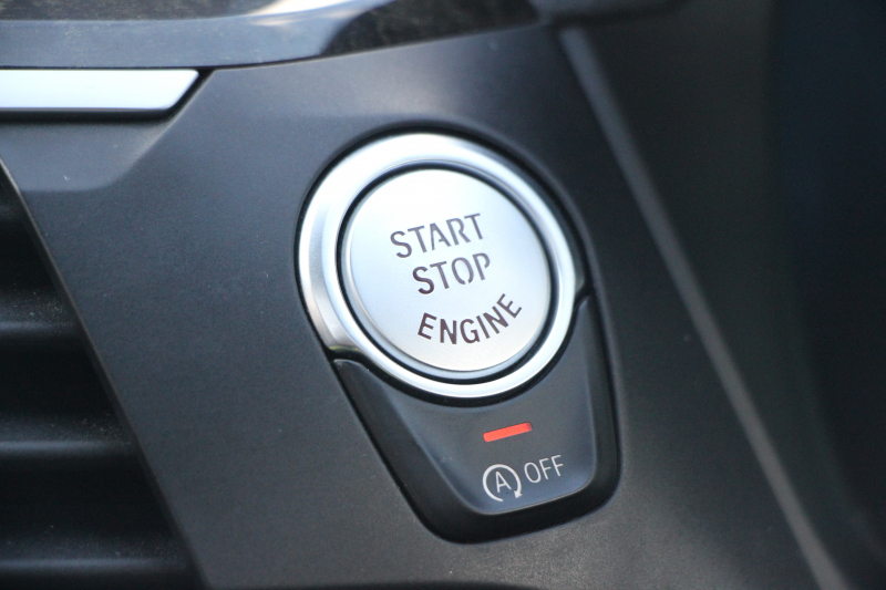 BMW X4 M40i 1ｵｰﾅ ﾊﾟﾉﾗﾏｻﾝﾙｰﾌ 全席ﾋｰﾀｰ黒革 360馬力 直6ﾀｰﾎﾞｱﾀﾞﾌﾟﾃｨﾌﾞMｻｽ Mspﾌﾞﾚｰｷ 液晶ﾒｰﾀｰ 360度ｶﾒﾗ Pｱｼｽﾄ ﾀｯﾁ画面HDDﾅﾋﾞTV LEDﾍｯﾄﾞﾗｲﾄ ｵｰﾄﾊｲﾋﾞｰﾑ 電動ﾄﾗﾝｸ 専用21AW&ﾃﾞﾌ 2年保証