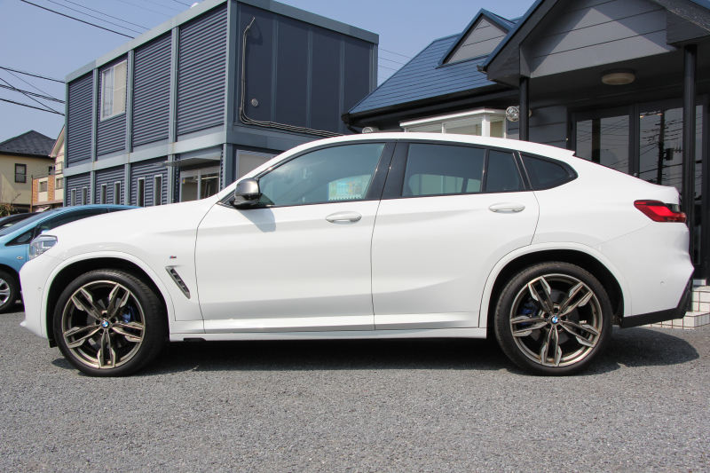 BMW X4 M40i 1ｵｰﾅ ﾊﾟﾉﾗﾏｻﾝﾙｰﾌ 全席ﾋｰﾀｰ黒革 360馬力 直6ﾀｰﾎﾞｱﾀﾞﾌﾟﾃｨﾌﾞMｻｽ Mspﾌﾞﾚｰｷ 液晶ﾒｰﾀｰ 360度ｶﾒﾗ Pｱｼｽﾄ ﾀｯﾁ画面HDDﾅﾋﾞTV LEDﾍｯﾄﾞﾗｲﾄ ｵｰﾄﾊｲﾋﾞｰﾑ 電動ﾄﾗﾝｸ 専用21AW&ﾃﾞﾌ 2年保証