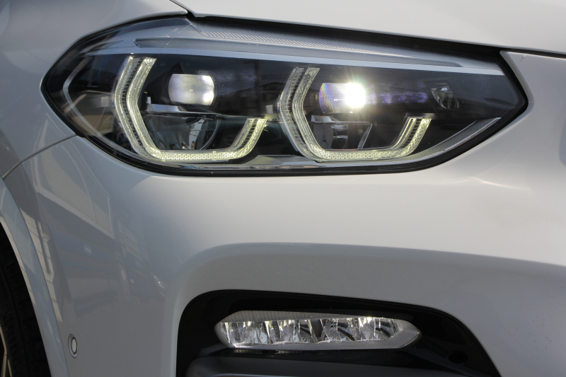 BMW X4 M40i 1ｵｰﾅ ﾊﾟﾉﾗﾏｻﾝﾙｰﾌ 全席ﾋｰﾀｰ黒革 360馬力 直6ﾀｰﾎﾞｱﾀﾞﾌﾟﾃｨﾌﾞMｻｽ Mspﾌﾞﾚｰｷ 液晶ﾒｰﾀｰ 360度ｶﾒﾗ Pｱｼｽﾄ ﾀｯﾁ画面HDDﾅﾋﾞTV LEDﾍｯﾄﾞﾗｲﾄ ｵｰﾄﾊｲﾋﾞｰﾑ 電動ﾄﾗﾝｸ 専用21AW&ﾃﾞﾌ 2年保証