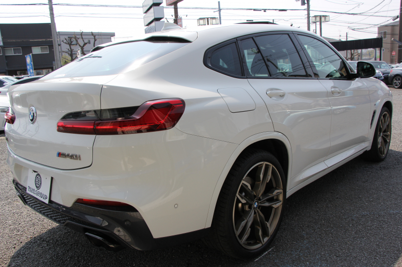 BMW X4 M40i 1ｵｰﾅ ﾊﾟﾉﾗﾏｻﾝﾙｰﾌ 全席ﾋｰﾀｰ黒革 360馬力 直6ﾀｰﾎﾞｱﾀﾞﾌﾟﾃｨﾌﾞMｻｽ Mspﾌﾞﾚｰｷ 液晶ﾒｰﾀｰ 360度ｶﾒﾗ Pｱｼｽﾄ ﾀｯﾁ画面HDDﾅﾋﾞTV LEDﾍｯﾄﾞﾗｲﾄ ｵｰﾄﾊｲﾋﾞｰﾑ 電動ﾄﾗﾝｸ 専用21AW&ﾃﾞﾌ 2年保証