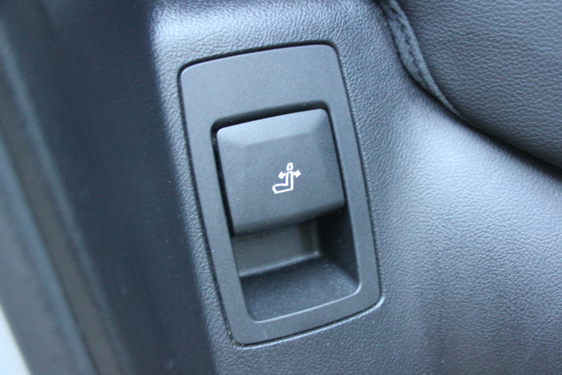 BMW X4 M40i 1ｵｰﾅ ﾊﾟﾉﾗﾏｻﾝﾙｰﾌ 全席ﾋｰﾀｰ黒革 360馬力 直6ﾀｰﾎﾞｱﾀﾞﾌﾟﾃｨﾌﾞMｻｽ Mspﾌﾞﾚｰｷ 液晶ﾒｰﾀｰ 360度ｶﾒﾗ Pｱｼｽﾄ ﾀｯﾁ画面HDDﾅﾋﾞTV LEDﾍｯﾄﾞﾗｲﾄ ｵｰﾄﾊｲﾋﾞｰﾑ 電動ﾄﾗﾝｸ 専用21AW&ﾃﾞﾌ 2年保証