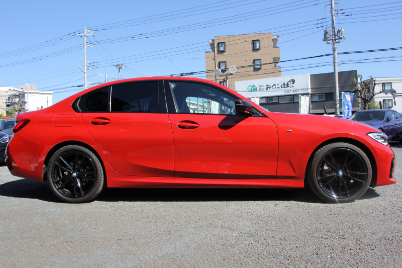 BMW 3シリーズ 320d Xdrive Mｽﾎﾟｰﾂ ｴﾃﾞｨｼｮﾝｻﾝﾗｲｽﾞ50台限定車 ﾋｰﾀｰ黒革 ﾚｰｻﾞｰﾗｲﾄ ｱﾀﾞﾌﾟﾃｨﾌﾞMｻｽ 専用19AW Mﾘｱｽﾎﾟｲﾗｰ Mｼｰﾄﾍﾞﾙﾄ 追従ACC ｽﾃｱﾘﾝｸﾞｻﾎﾟｰﾄ BMWﾗｲﾌﾞｺｯｸﾋﾟｯﾄﾞｱｯﾌﾟﾙｶｰﾌﾟﾚｲ ﾜｲﾔﾚｽ充電 2年保証