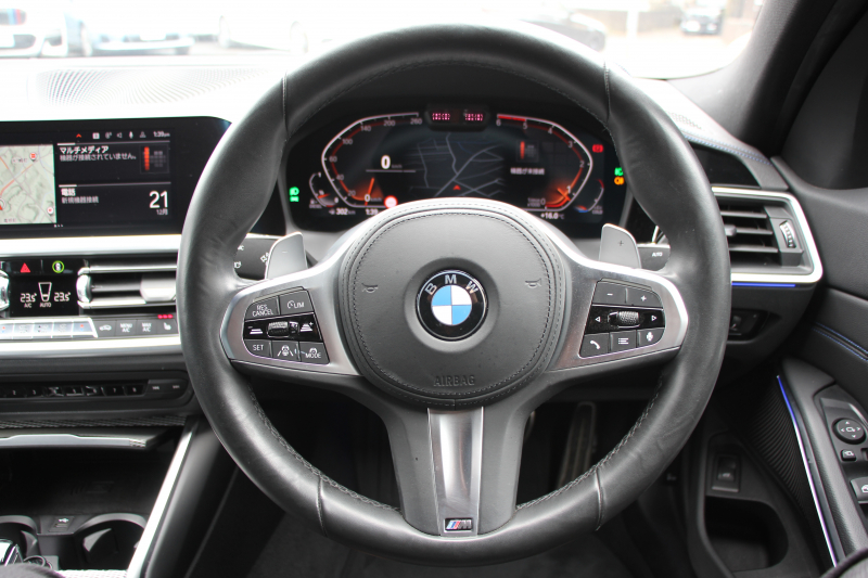 BMW 3シリーズ 320d Xdrive Mｽﾎﾟｰﾂ ｴﾃﾞｨｼｮﾝｻﾝﾗｲｽﾞ50台限定車 ﾋｰﾀｰ黒革 ﾚｰｻﾞｰﾗｲﾄ ｱﾀﾞﾌﾟﾃｨﾌﾞMｻｽ 専用19AW Mﾘｱｽﾎﾟｲﾗｰ Mｼｰﾄﾍﾞﾙﾄ 追従ACC ｽﾃｱﾘﾝｸﾞｻﾎﾟｰﾄ BMWﾗｲﾌﾞｺｯｸﾋﾟｯﾄﾞｱｯﾌﾟﾙｶｰﾌﾟﾚｲ ﾜｲﾔﾚｽ充電 2年保証
