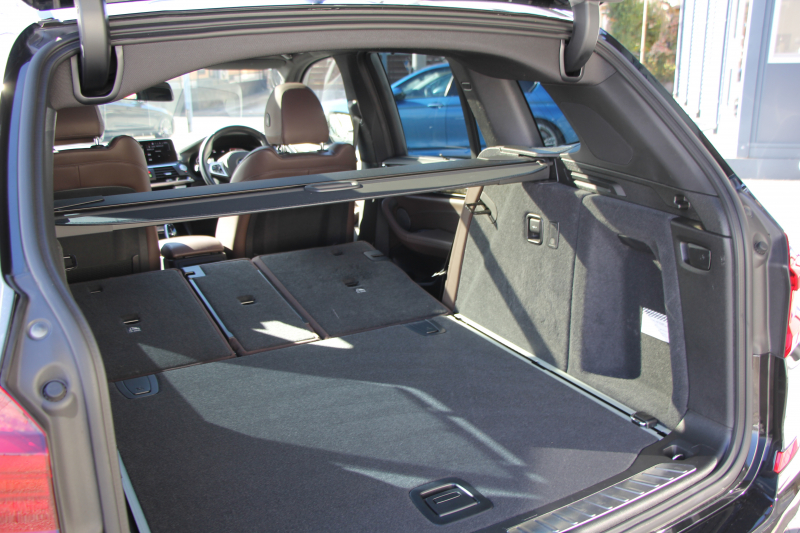 BMW X3 Xdrive20d Mｽﾎﾟｰﾂ ﾊｲﾗｲﾝ ｾﾚｸﾄP ﾊﾟﾉﾗﾏｻﾝﾙｰﾌ 中期 新型式3DA-UZ20 NEWｲﾝﾃﾘｱ 全席ﾋｰﾀｰ茶革 1ｵｰﾅ BMWﾗｲﾌﾞｺｯｸﾋﾟｯﾄﾞｱｯﾌﾟﾙｶｰﾌﾟﾚｲ 変更後ﾀｯﾁ画面対応HDDﾅﾋﾞLEDﾍｯﾄﾞﾗｲﾄ ｵｰﾄﾊｲﾋﾞｰﾑ 360度ｶﾒﾗ 電動ﾘｱｹﾞｰﾄ 2年保証