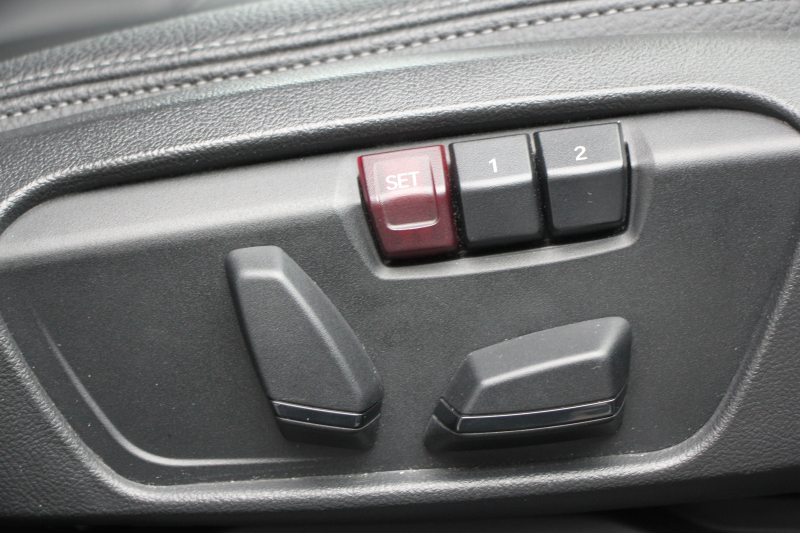 BMW X1 Xdrive18d Xﾗｲﾝ ｴﾃﾞｨｼｮﾝｼﾞｮｲﾌﾟﾗｽ ﾊｲﾗｲﾝ&ｺﾝﾌｫｰﾄP 後期 ﾌｪｲｽﾘﾌﾄ後 真珠色 ﾋｰﾀｰ黒革 追従ACC ﾌﾙｾｸﾞTV LEDﾍｯﾄﾞﾗｲﾄ 電動ﾄﾗﾝｸ ﾀｯﾁ画面HDDﾅﾋﾞ衝突軽減ﾌﾞﾚｰｷ 車線逸脱警告 歩行者警告 専用18AW ｳｯﾄﾞﾊﾟﾈﾙ 2年保証