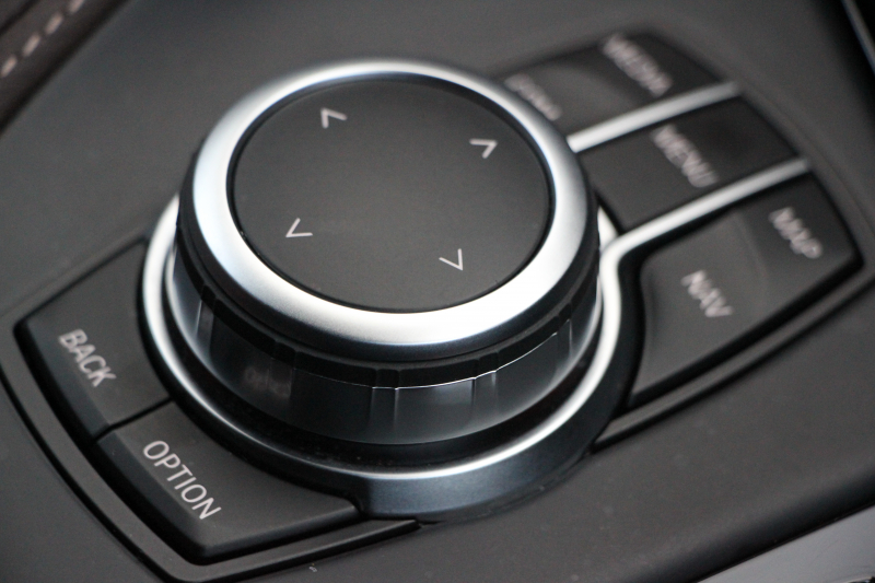 BMW X1 Xdrive18d Xﾗｲﾝ ﾊｲﾗｲﾝ&ｺﾝﾌｫｰﾄP 後期 ﾌｪｲｽﾘﾌﾄ後 1ｵｰﾅ ﾋｰﾀｰ茶革 追従ACC LEDﾍｯﾄﾞﾗｲﾄ&ﾃｰﾙ 電動ﾄﾗﾝｸ ﾌﾙｾｸﾞTV ﾀｯﾁ画面HDDﾅﾋﾞPｱｼｽﾄ 衝突軽減ﾌﾞﾚｰｷ 車線逸脱警告 歩行者警告 専用18AW ｳｯﾄﾞﾊﾟﾈﾙ 2年保証