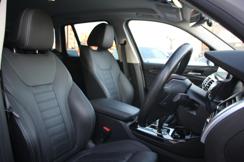 BMW X3 Xdrive20d Xﾗｲﾝ ﾊｲﾗｲﾝ 中期ﾓﾃﾞﾙ 型式3DA-UZ20 1ｵｰﾅ 変更後ﾅﾋﾞ&ﾅﾋﾞBMWﾗｲﾌﾞｺｯｸﾋﾟｯﾄ Applecarplay 全席ﾋｰﾀｰ黒革 ﾘｱｼｰﾄ可倒調整  ｱﾝﾋﾞｴﾝﾄﾗｲﾄ HUD 追従ACC ｽﾃｱﾘﾝｸﾞｻﾎﾟｰﾄ LEDﾍｯﾄﾞﾗｲﾄ 電動ﾄﾗﾝｸ 360度ｶﾒﾗ 2年保証