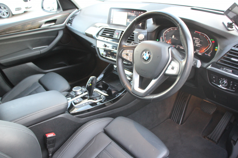 BMW X3 Xdrive20d Xﾗｲﾝ ﾊｲﾗｲﾝ 中期ﾓﾃﾞﾙ 型式3DA-UZ20 1ｵｰﾅ 変更後ﾅﾋﾞ&ﾅﾋﾞBMWﾗｲﾌﾞｺｯｸﾋﾟｯﾄ Applecarplay 全席ﾋｰﾀｰ黒革 ﾘｱｼｰﾄ可倒調整  ｱﾝﾋﾞｴﾝﾄﾗｲﾄ HUD 追従ACC ｽﾃｱﾘﾝｸﾞｻﾎﾟｰﾄ LEDﾍｯﾄﾞﾗｲﾄ 電動ﾄﾗﾝｸ 360度ｶﾒﾗ 2年保証