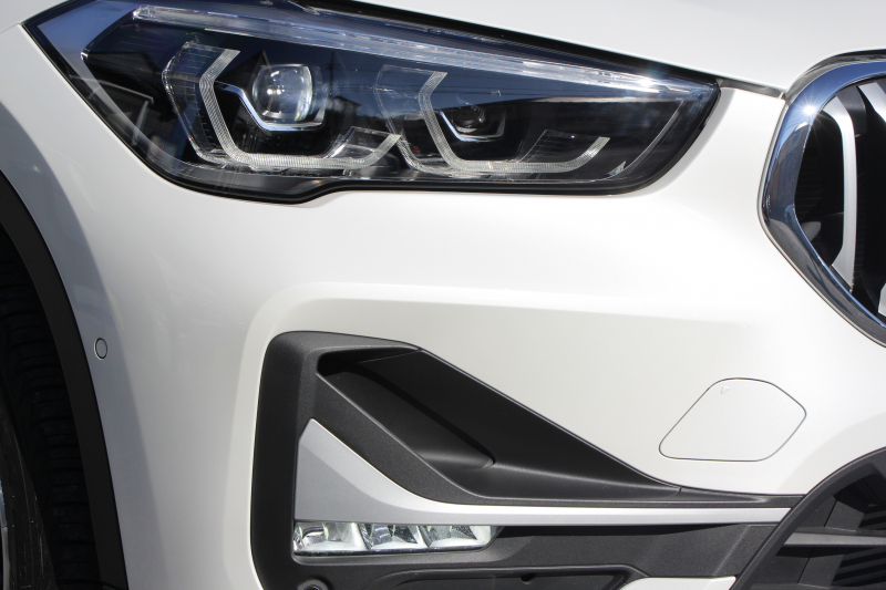 BMW X1 Xdrive18d Xﾗｲﾝ ｴﾃﾞｨｼｮﾝｼﾞｮｲﾌﾟﾗｽ 1ｵｰﾅ ﾊｲﾗｲﾝ&ｺﾝﾌｫｰﾄP 後期 ﾌｪｲｽﾘﾌﾄ後 真珠色 ｵｲｽﾀｰﾚｻﾞｰ ｼｰﾄﾋｰﾀｰ 追従ACC LEDﾍｯﾄﾞﾗｲﾄ&ﾃｰﾙ 電動ﾄﾗﾝｸ ﾀｯﾁ画面HDDﾅﾋﾞ衝突軽減ﾌﾞﾚｰｷ 車線逸脱警告 歩行者警告 専用18AW ｳｯﾄﾞﾊﾟﾈﾙ 2年保証