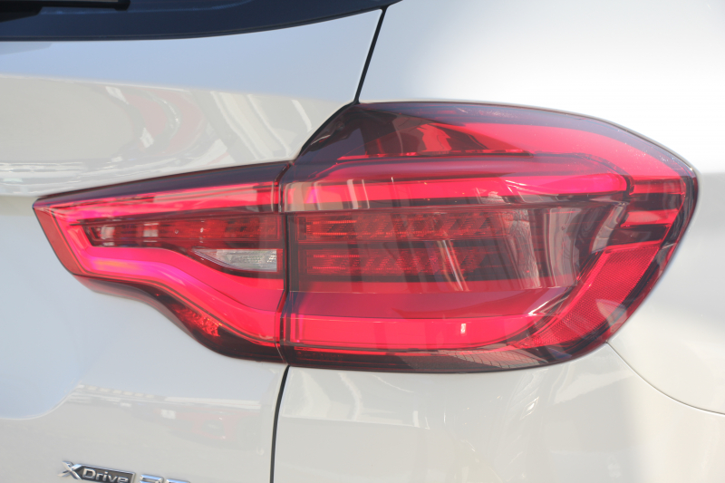 BMW X3 Xdrive20d Mｽﾎﾟｰﾂ ﾊｲﾗｲﾝ 中期 新型式3DA-UZ20 NEWｲﾝﾃﾘｱ BMWﾗｲﾌﾞｺｯｸﾋﾟｯﾄﾞｱｯﾌﾟﾙｶｰﾌﾟﾚｲ 変更後ﾀｯﾁ画面HDDﾅﾋﾞ全席ﾋｰﾀｰ茶革 ｱﾝﾋﾞｴﾝﾄﾗｲﾄ LEDﾍｯﾄﾞﾗｲﾄ 360度ｶﾒﾗ 電動ﾘｱｹﾞｰﾄ 2年保証