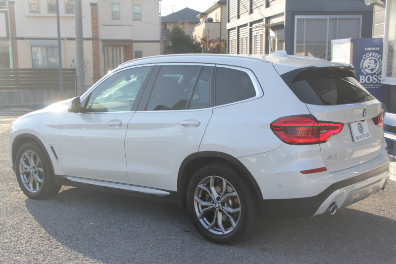 BMW X3 Xdrive20d Xﾗｲﾝ ﾊｲﾗｲﾝ 中期ﾓﾃﾞﾙ 型式3DA-UZ20 BMWﾗｲﾌﾞｺｯｸﾋﾟｯﾄ 変更後HDDﾅﾋﾞApplecarplay 全席ﾋｰﾀｰ黒革 ﾘｱｼｰﾄ可倒調整 HUD 追従ACC ｽﾃｱﾘﾝｸﾞｻﾎﾟｰﾄ LEDﾍｯﾄﾞﾗｲﾄ 電動ﾄﾗﾝｸ 360度ｶﾒﾗ 2年保証