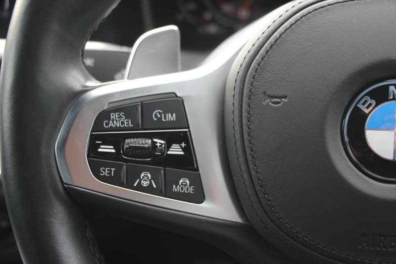 BMW 3シリーズ 330i Mｽﾎﾟｰﾂ ﾃﾞﾋﾞｭｰ&ｺﾝﾌｫｰﾄP 高出力 258馬力 ﾋｰﾀｰ黒革 専用ﾌﾞﾙｰｽﾃｯﾁ HUD 追従ACC ｽﾃｱﾘﾝｸﾞｻﾎﾟｰﾄ Mｽﾎﾟｰﾂﾌﾞﾚｰｷ ﾚｲｽﾞ19AW 3Dﾃﾞｻﾞｲﾝｴｱﾛ LEDﾍｯﾄﾞﾗｲﾄ ｵｰﾄﾊｲﾋﾞｰﾑ 360度ｶﾒﾗ 電動ﾄﾗﾝｸ Hi-fiｽﾋﾟｰｶｰ BMWﾗｲﾌﾞｺｯｸﾋﾟｯﾄ 2年保証