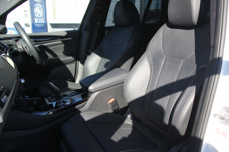 BMW X3 M40i ｾﾚｸﾄP ﾊﾟﾉﾗﾏｻﾝﾙｰﾌ 全席ﾋｰﾀｰ黒革 ﾊｰﾏﾝｶｰﾄﾞﾝ 387馬力 直6ｶﾞｿﾘﾝﾀｰﾎﾞBMWﾗｲﾌﾞｺｯｸﾋﾟｯﾄﾞｱﾀﾞﾌﾟﾃｨﾌﾞMｻｽ Mｽﾎﾟｰﾂﾌﾞﾚｰｷ ﾘｱｼｰﾄ可倒調整 360度ｶﾒﾗ ﾀｯﾁ画面HDDﾅﾋﾞTV ｱｯﾌﾟﾙｶｰﾌﾟﾚｲ LEDﾍｯﾄﾞﾗｲﾄ 電動ﾄﾗﾝｸ 2年保証