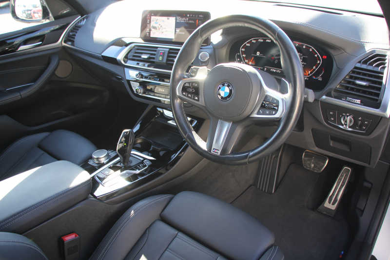 BMW X3 M40i ｾﾚｸﾄP ﾊﾟﾉﾗﾏｻﾝﾙｰﾌ 全席ﾋｰﾀｰ黒革 ﾊｰﾏﾝｶｰﾄﾞﾝ 387馬力 直6ｶﾞｿﾘﾝﾀｰﾎﾞBMWﾗｲﾌﾞｺｯｸﾋﾟｯﾄﾞｱﾀﾞﾌﾟﾃｨﾌﾞMｻｽ Mｽﾎﾟｰﾂﾌﾞﾚｰｷ ﾘｱｼｰﾄ可倒調整 360度ｶﾒﾗ ﾀｯﾁ画面HDDﾅﾋﾞTV ｱｯﾌﾟﾙｶｰﾌﾟﾚｲ LEDﾍｯﾄﾞﾗｲﾄ 電動ﾄﾗﾝｸ 2年保証
