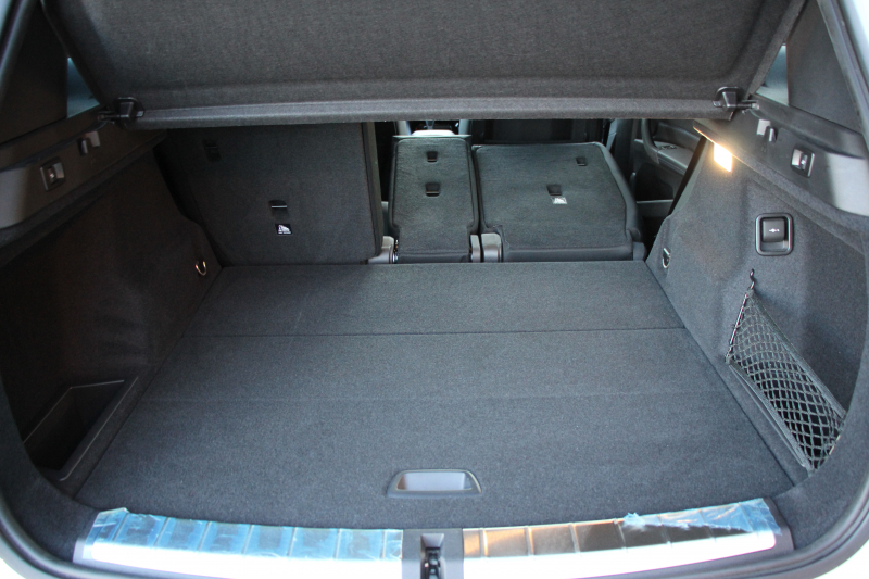 BMW X1 Xdrive18d Mｽﾎﾟｰﾂ ﾊｲﾗｲﾝ ｺﾝﾌｫｰﾄP 4WD 中期 変更後ﾀｯﾁﾊﾟﾈﾙ対応HDDﾅﾋﾞ新ﾃﾞｻﾞｲﾝﾒｰﾀｰ ﾋｰﾀｰ黒革 電動ｼｰﾄ&ﾒﾓﾘｰ 追従ACC HUD ﾌﾙｾｸﾞTV Pｱｼｽﾄ Bｶﾒﾗ 電動ﾄﾗﾝｸ 衝突軽減ﾌﾞﾚｰｷ 車線逸脱警告 歩行者警告 LEDﾍｯﾄﾞﾗｲﾄ 2年保証