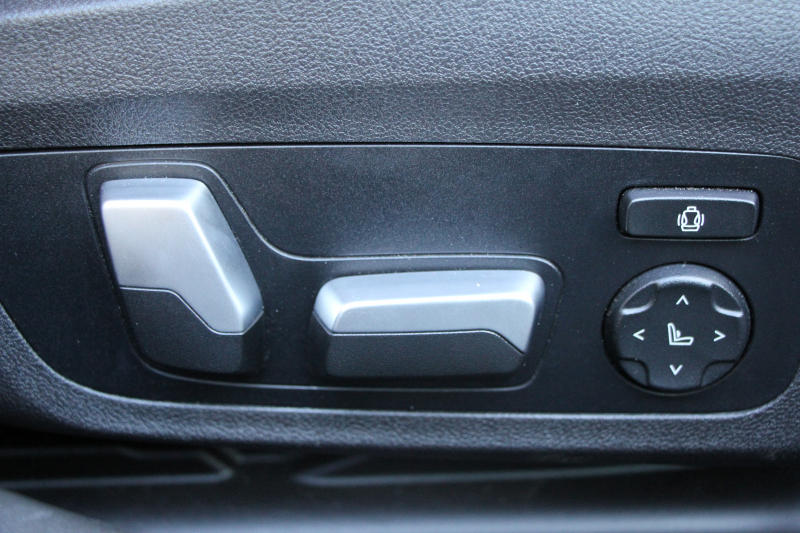 BMW 3シリーズ 320d Xdrive Mｽﾎﾟｰﾂ ﾊｲﾗｲﾝP ｺﾝﾌｫｰﾄP 4WD ｺﾆｬｯｸﾚｻﾞｰ ｼｰﾄﾋｰﾀｰ Pｱｼｽﾄﾌﾟﾗｽ 360度ｶﾒﾗ LEDﾍｯﾄﾞﾗｲﾄ 追従ACC ｽﾃｱﾘﾝｸﾞｻﾎﾟｰﾄ ｱｯﾌﾟﾙｶｰﾌﾟﾚｲ ﾀｯﾁ画面HDDﾅﾋﾞBMWﾗｲﾌﾞｺｯｸﾋﾟｯﾄﾞ電動ﾄﾗﾝｸ Hi-fiｽﾋﾟｰｶｰ ｱﾝﾋﾞｴﾝﾝﾄﾗｲﾄ 2年保証