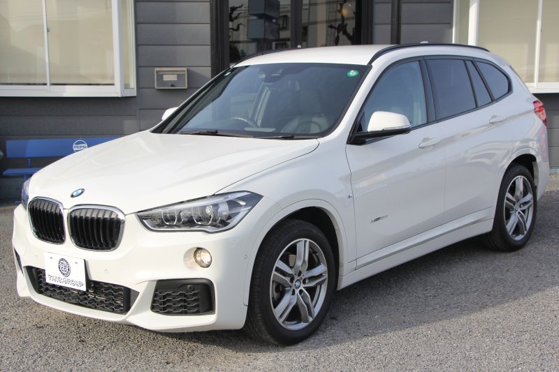 BMW X1 Xdrive18d Mｽﾎﾟｰﾂ ﾊｲﾗｲﾝ ｺﾝﾌｫｰﾄP 4WD 変更後 ﾀｯﾁﾊﾟﾈﾙ対応HDDﾅﾋﾞﾋｰﾀｰ黒革 電動ｼｰﾄ&ﾒﾓﾘｰ 追従ACC HUD Pｱｼｽﾄ Bｶﾒﾗ 電動ﾄﾗﾝｸ 衝突軽減ﾌﾞﾚｰｷ 車線逸脱警告 歩行者警告 LEDﾍｯﾄﾞﾗｲﾄ 2年保証