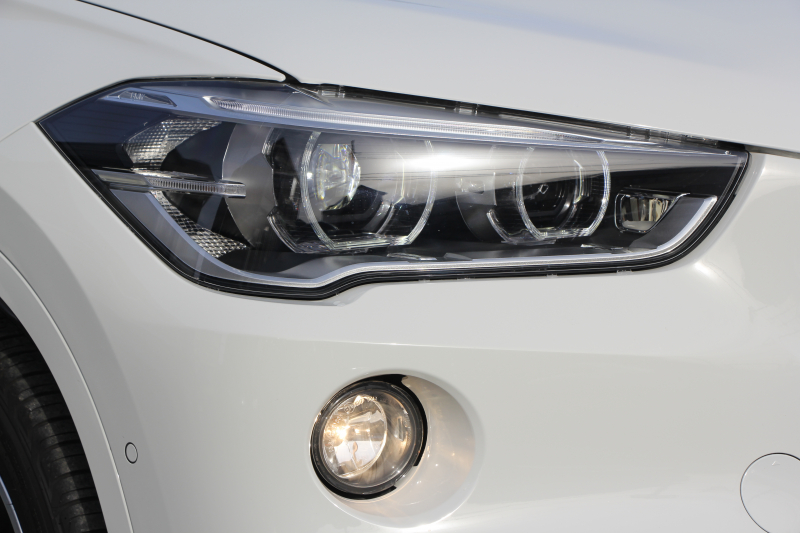 BMW X1 Xdrive18d Mｽﾎﾟｰﾂ ﾊｲﾗｲﾝ ｺﾝﾌｫｰﾄP 4WD 変更後 ﾀｯﾁﾊﾟﾈﾙ対応HDDﾅﾋﾞﾋｰﾀｰ黒革 電動ｼｰﾄ&ﾒﾓﾘｰ 追従ACC HUD Pｱｼｽﾄ Bｶﾒﾗ 電動ﾄﾗﾝｸ 衝突軽減ﾌﾞﾚｰｷ 車線逸脱警告 歩行者警告 LEDﾍｯﾄﾞﾗｲﾄ 2年保証