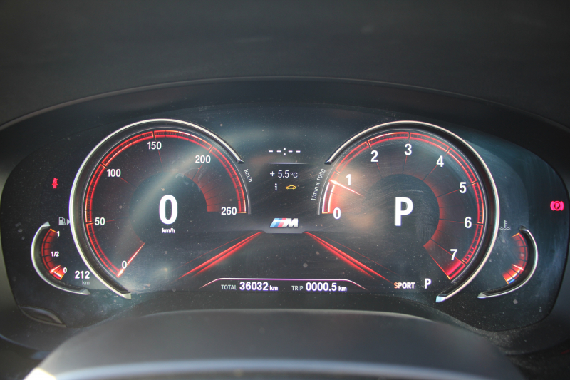 BMW 5シリーズ 530i ｴﾃﾞｨｼｮﾝﾐｯｼｮﾝｲﾝﾎﾟｯｼﾌﾞﾙ 特別仕様車 1ｵｰﾅ 252馬力 ﾅｲﾄﾌﾞﾙｰﾚｻﾞｰ ｱﾀﾞﾌﾟﾃｨﾌﾞｻｽ ﾊｰﾏﾝｶｰﾄﾞﾝ HUD 追従ACC ｽﾃｱﾘﾝｸﾞｻﾎﾟｰﾄ ﾀｯﾁ画面HDDﾅﾋﾞTV LEDﾍｯﾄﾞﾗｲﾄ ｵｰﾄﾊｲﾋﾞｰﾑ 電動ﾄﾗﾝｸ 360度ｶﾒﾗ 全席ﾋｰﾀｰ 専用ﾌﾞﾗｯｸ19AW 2年保証